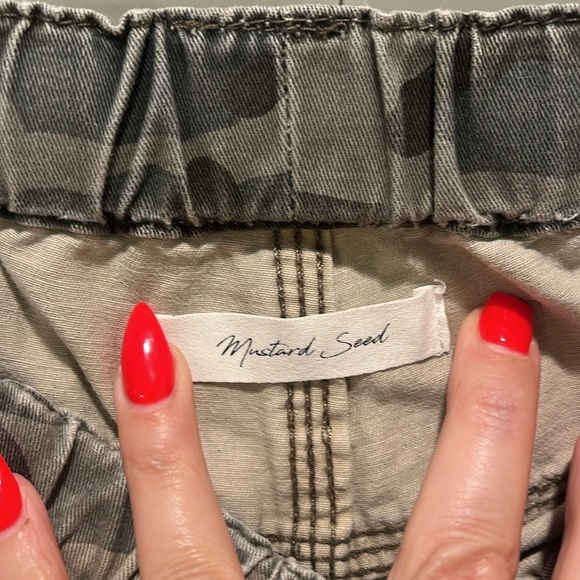 Mustard Seed camo distressed pants Medium M - Picture 9 of 12